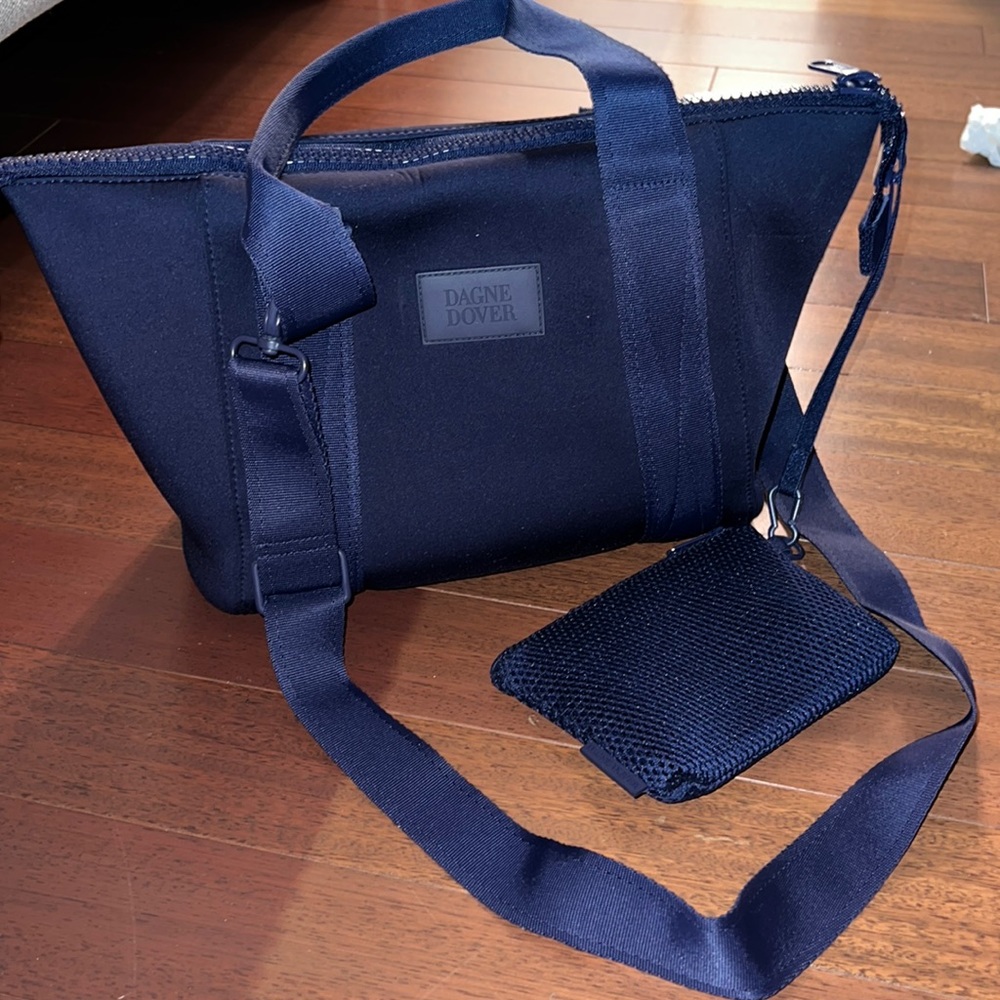 Dagne Dover Small Landon